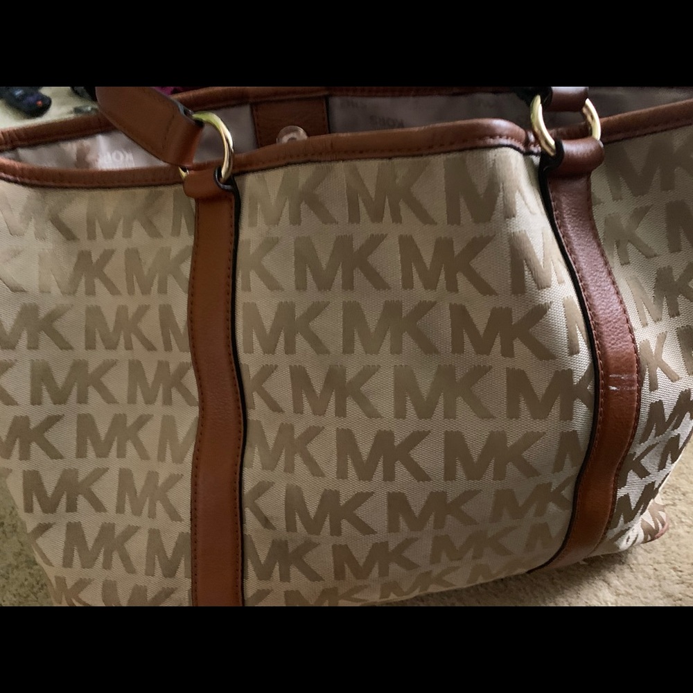 Michael Kors Purse - Picture 3 of 3